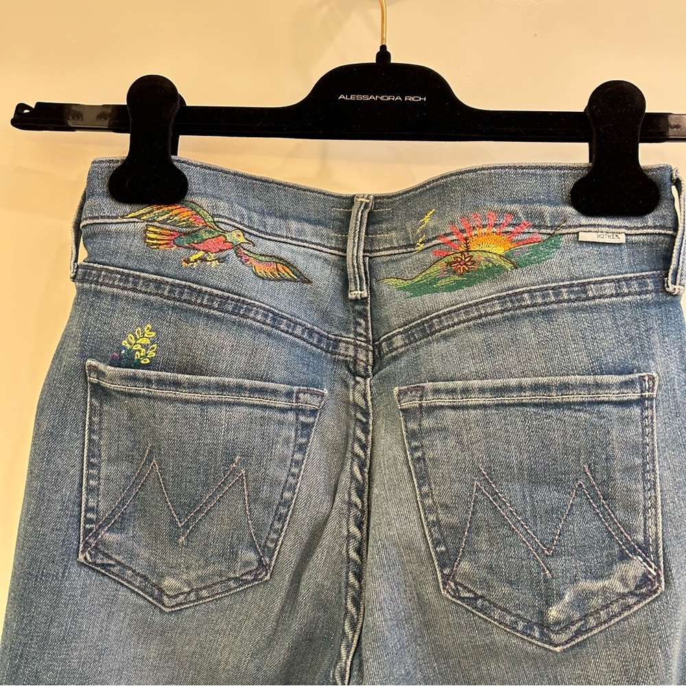 MOTHER Light Blue Jeans with Colorful Embroidery